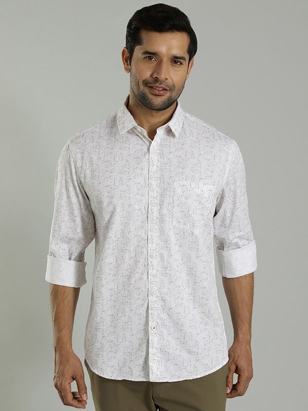 Indian Terrain Men's Regular Fit Full Sleeve Tropical Print White Shirt